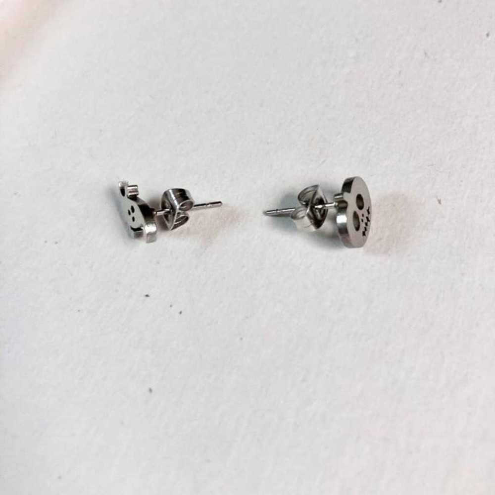 Silver Stainless Steel Mismatched Jack-O-Lantern and Ghost Earrings - Picture 4 of 8